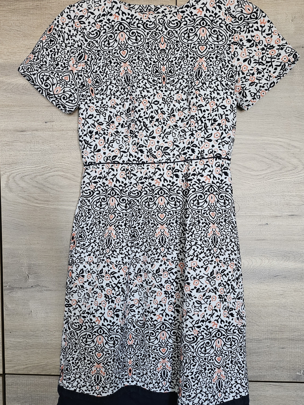 H&M Embroidery Floral Pattern Short Sleeve Dress